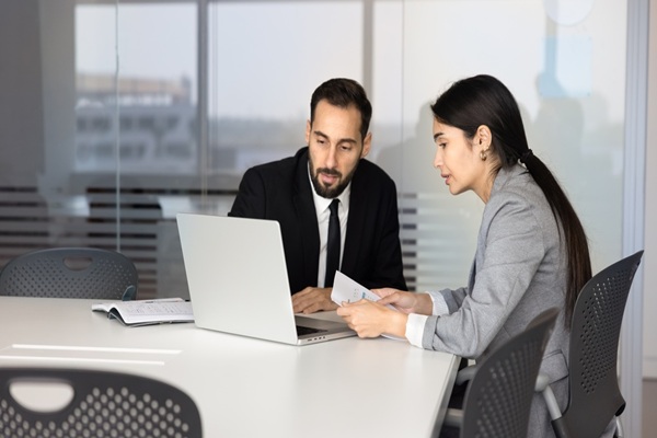 Conjoint collaborateur : anticipez la fin du statut